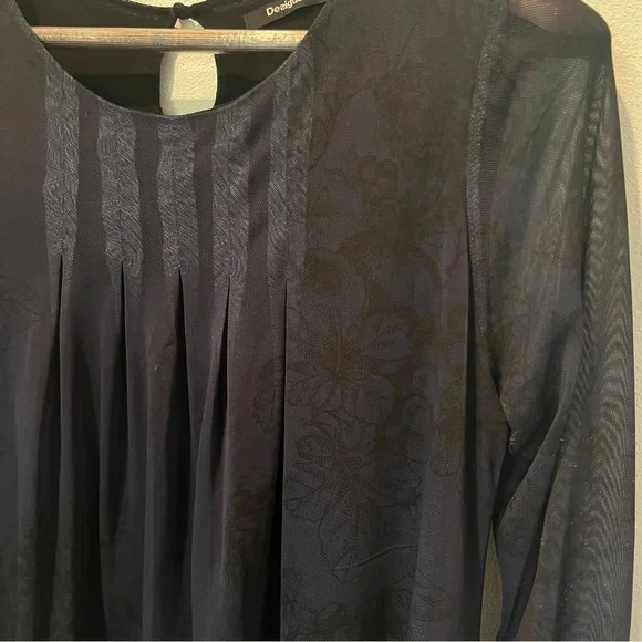 Desigual O’Hara Sheer Sleeve Floral and Rhinestone Hem Lined Flowy Blouse - Picture 8 of 11